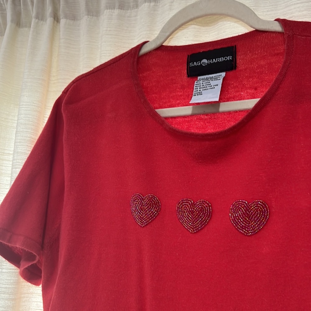 Beaded Hearts Sag Harbor comfy tee, sweater material